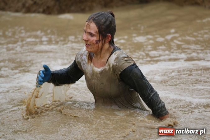 Zdjęcie w galerii na portalu naszraciborz.pl: Drużyna SMS-u w Runmageddonie FOTOREPORTAŻ wiadomości z regionu