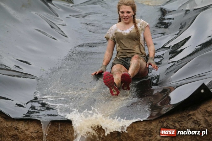 Zdjęcie w galerii na portalu naszraciborz.pl: Drużyna SMS-u w Runmageddonie FOTOREPORTAŻ wiadomości z regionu