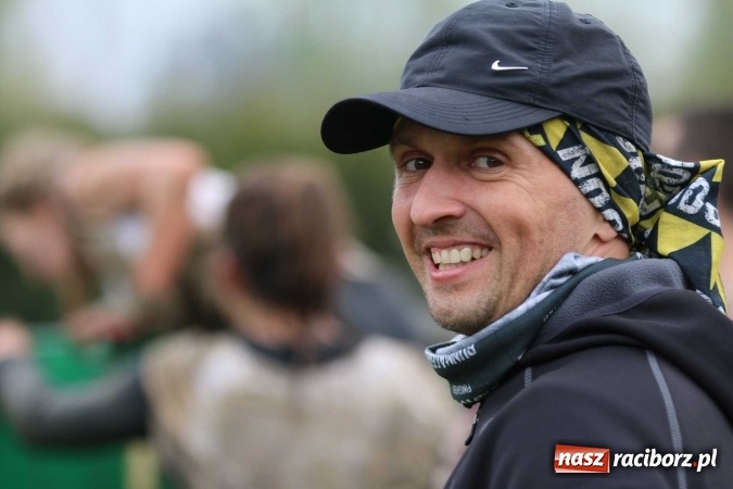 Zdjęcie w galerii na portalu naszraciborz.pl: Drużyna SMS-u w Runmageddonie FOTOREPORTAŻ wiadomości z regionu