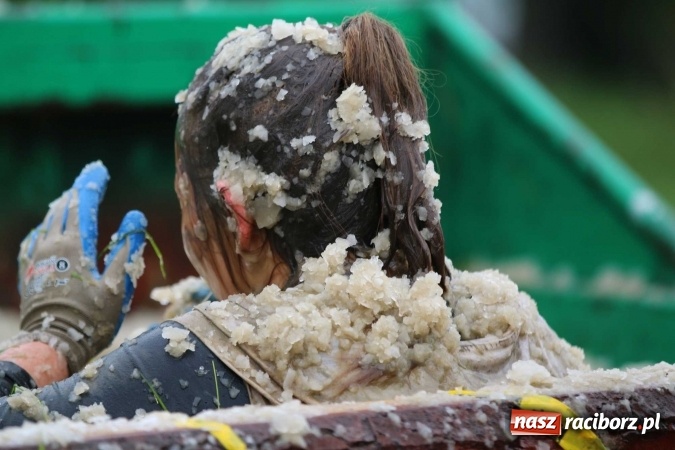 Zdjęcie w galerii na portalu naszraciborz.pl: Drużyna SMS-u w Runmageddonie FOTOREPORTAŻ wiadomości z regionu