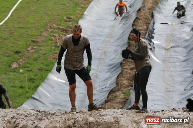 Zdjęcie w galerii na portalu naszraciborz.pl: Drużyna SMS-u w Runmageddonie FOTOREPORTAŻ wiadomości z regionu