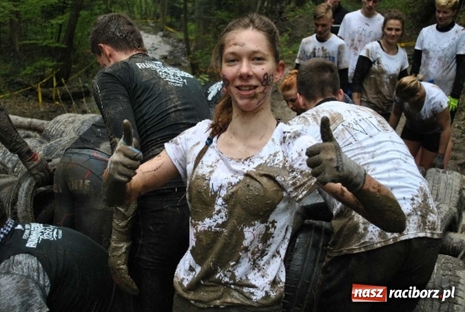 Zdjęcie w galerii na portalu naszraciborz.pl: Drużyna SMS-u w Runmageddonie FOTOREPORTAŻ wiadomości z regionu