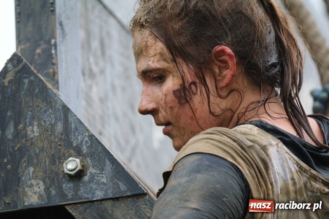 Zdjęcie w galerii na portalu naszraciborz.pl: Drużyna SMS-u w Runmageddonie FOTOREPORTAŻ wiadomości z regionu