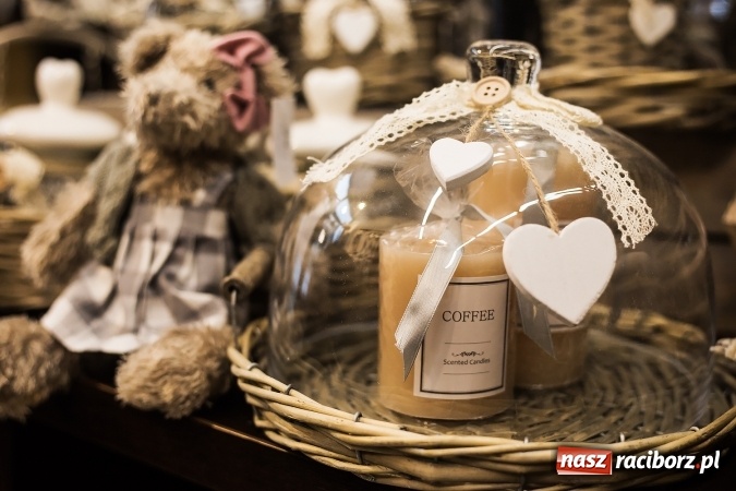 Zdjęcie w galerii na portalu naszraciborz.pl: Odkryj nowy Świat Prezentów – już dziś wielkie otwarcie przy Rynku! wiadomości z regionu