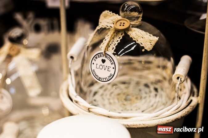 Zdjęcie w galerii na portalu naszraciborz.pl: Odkryj nowy Świat Prezentów – już dziś wielkie otwarcie przy Rynku! wiadomości z regionu