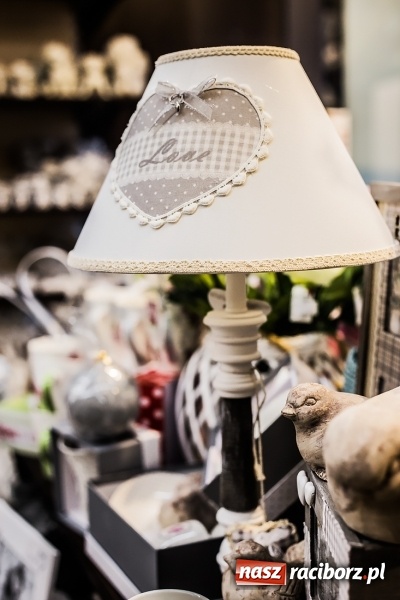 Zdjęcie w galerii na portalu naszraciborz.pl: Odkryj nowy Świat Prezentów – już dziś wielkie otwarcie przy Rynku! wiadomości z regionu