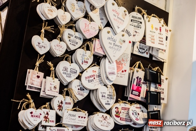 Zdjęcie w galerii na portalu naszraciborz.pl: Odkryj nowy Świat Prezentów – już dziś wielkie otwarcie przy Rynku! wiadomości z regionu
