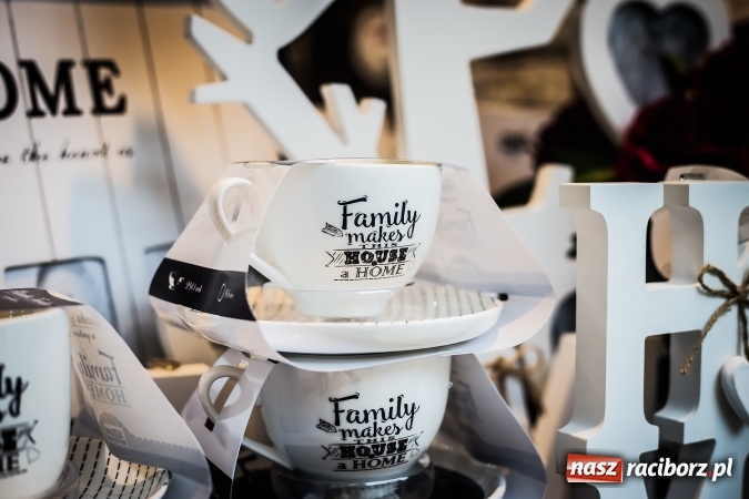 Zdjęcie w galerii na portalu naszraciborz.pl: Odkryj nowy Świat Prezentów – już dziś wielkie otwarcie przy Rynku! wiadomości z regionu