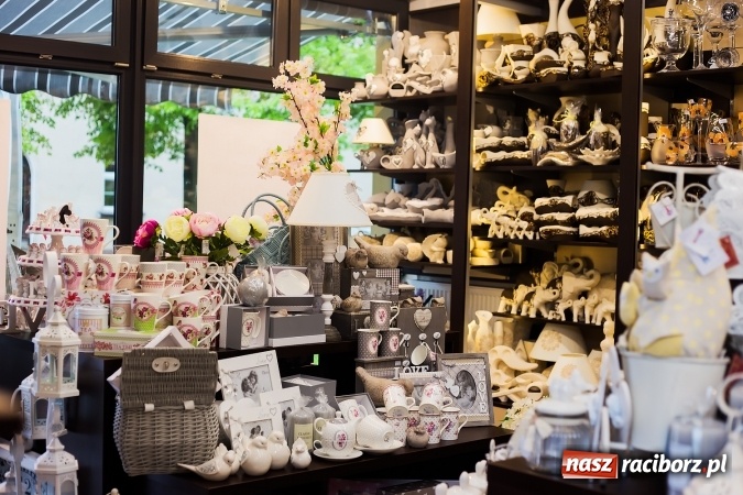 Zdjęcie w galerii na portalu naszraciborz.pl: Odkryj nowy Świat Prezentów – już dziś wielkie otwarcie przy Rynku! wiadomości z regionu