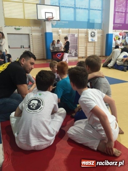 Zdjęcie w galerii na portalu naszraciborz.pl: Najmłodsi Łamatorzy na katowickich matach wiadomości z regionu