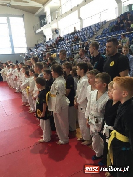 Zdjęcie w galerii na portalu naszraciborz.pl: Najmłodsi Łamatorzy na katowickich matach wiadomości z regionu