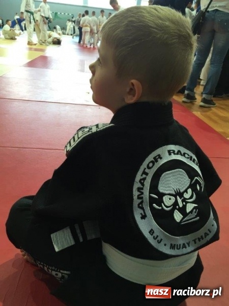 Zdjęcie w galerii na portalu naszraciborz.pl: Najmłodsi Łamatorzy na katowickich matach wiadomości z regionu