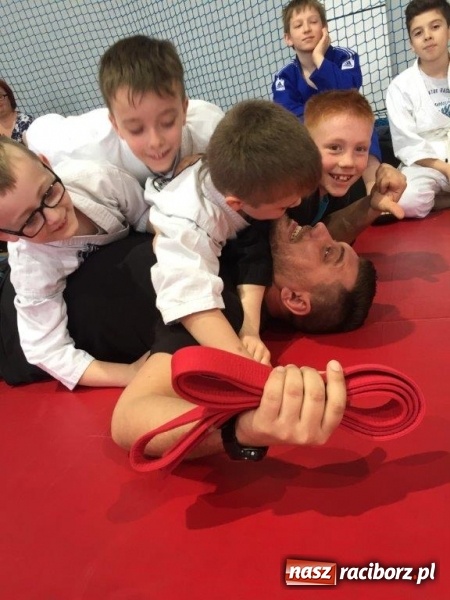 Zdjęcie w galerii na portalu naszraciborz.pl: Najmłodsi Łamatorzy na katowickich matach wiadomości z regionu