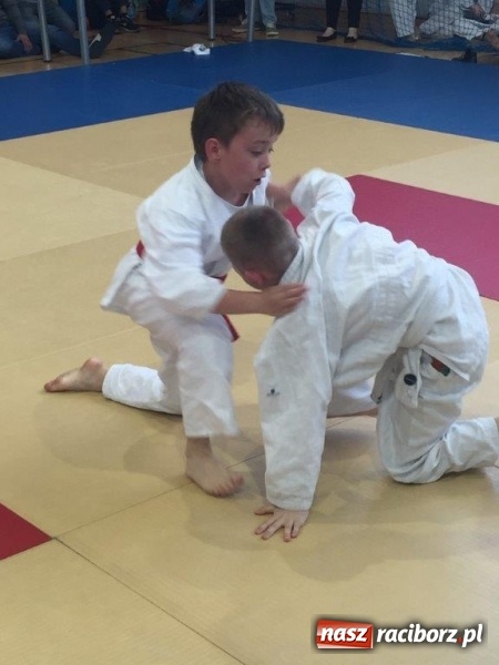 Zdjęcie w galerii na portalu naszraciborz.pl: Najmłodsi Łamatorzy na katowickich matach wiadomości z regionu