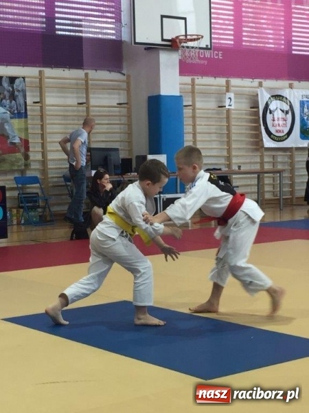 Zdjęcie w galerii na portalu naszraciborz.pl: Najmłodsi Łamatorzy na katowickich matach wiadomości z regionu