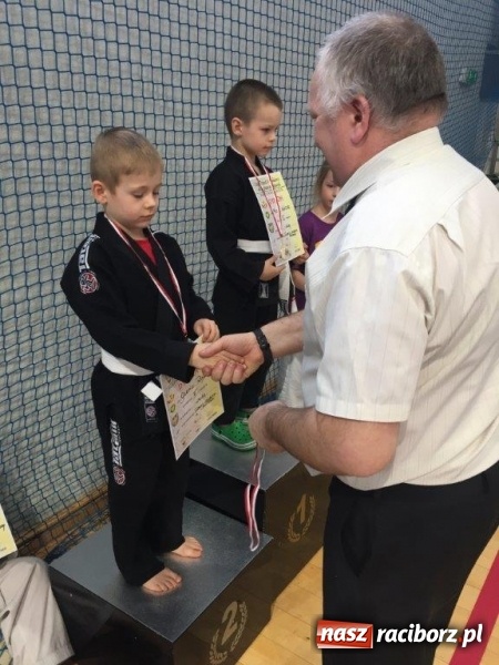 Zdjęcie w galerii na portalu naszraciborz.pl: Najmłodsi Łamatorzy na katowickich matach wiadomości z regionu