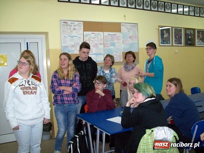 Zdjęcie w galerii na portalu naszraciborz.pl: Uczniowie z Nędzy gościli kolegów zza Odry  wiadomości z regionu