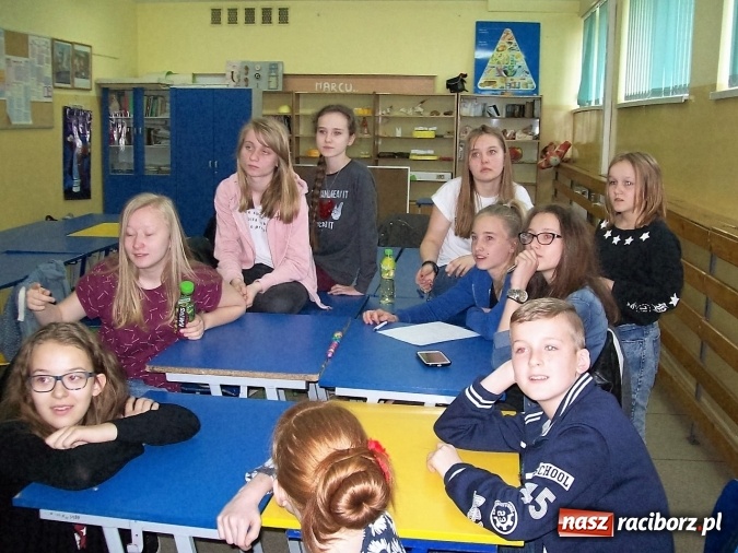 Zdjęcie w galerii na portalu naszraciborz.pl: Uczniowie z Nędzy gościli kolegów zza Odry  wiadomości z regionu
