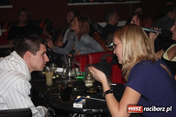 Zdjęcie w galerii na portalu naszraciborz.pl: Karaoke na Halloween w Pubie 13 wiadomości z regionu