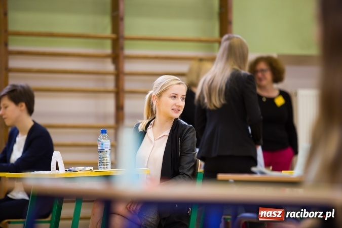 Zdjęcie w galerii na portalu naszraciborz.pl: Matura 2016 - fotoreportaż z CKZiU nr 1 Budowlanka i ZSZ wiadomości z regionu