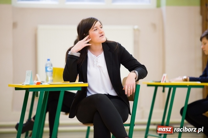 Zdjęcie w galerii na portalu naszraciborz.pl: Matura 2016 - fotoreportaż z CKZiU nr 1 Budowlanka i ZSZ wiadomości z regionu