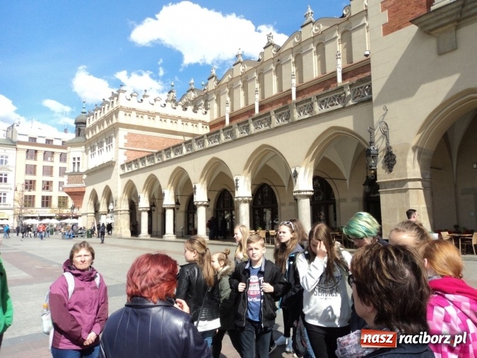 Zdjęcie w galerii na portalu naszraciborz.pl: Wyprawa uczniów z Kuźni Raciborskiej do źródeł Odry  wiadomości z regionu