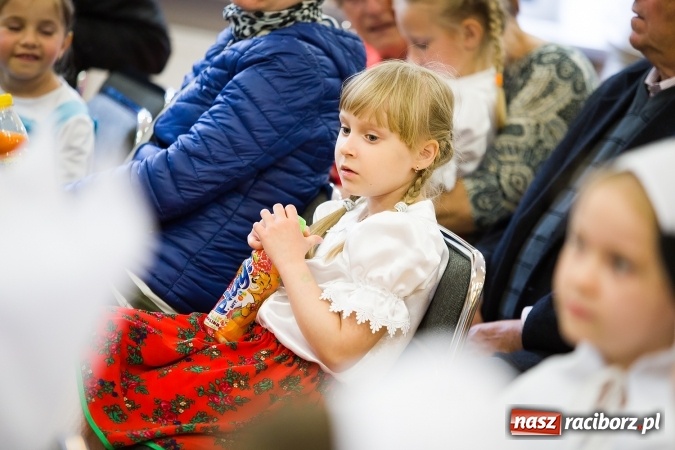 Zdjęcie w galerii na portalu naszraciborz.pl: XXII Przegląd Młodych Talentów w Tworkowie wiadomości z regionu