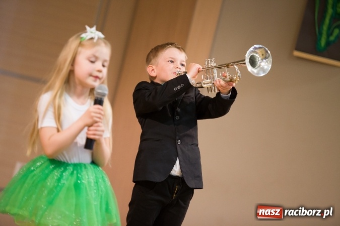 Zdjęcie w galerii na portalu naszraciborz.pl: XXII Przegląd Młodych Talentów w Tworkowie wiadomości z regionu