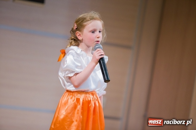 Zdjęcie w galerii na portalu naszraciborz.pl: XXII Przegląd Młodych Talentów w Tworkowie wiadomości z regionu