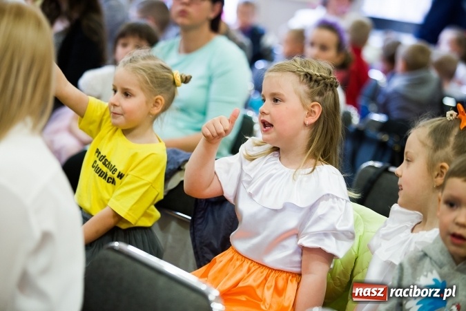 Zdjęcie w galerii na portalu naszraciborz.pl: XXII Przegląd Młodych Talentów w Tworkowie wiadomości z regionu