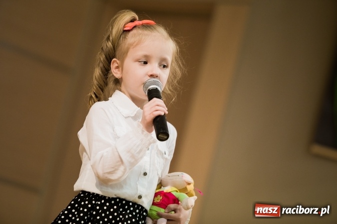Zdjęcie w galerii na portalu naszraciborz.pl: XXII Przegląd Młodych Talentów w Tworkowie wiadomości z regionu
