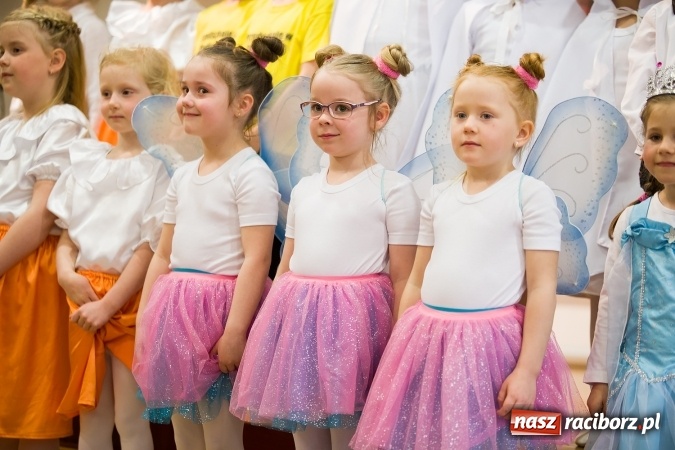 Zdjęcie w galerii na portalu naszraciborz.pl: XXII Przegląd Młodych Talentów w Tworkowie wiadomości z regionu