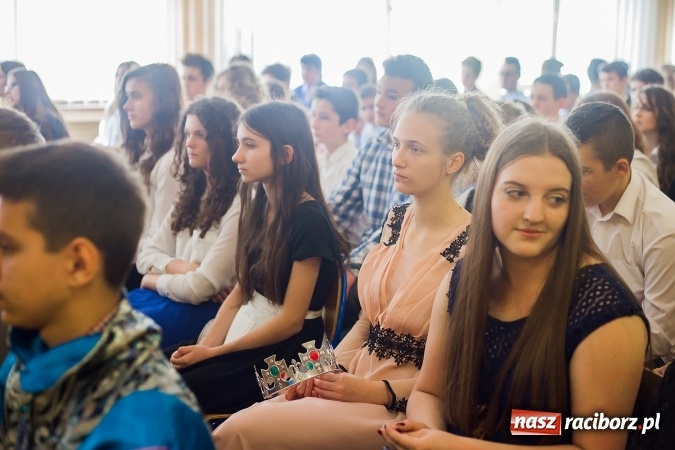 Zdjęcie w galerii na portalu naszraciborz.pl: Gimnazjum nr 3 świętowało Dzień Patrona Szkoły wiadomości z regionu