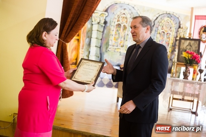 Zdjęcie w galerii na portalu naszraciborz.pl: Gimnazjum nr 3 świętowało Dzień Patrona Szkoły wiadomości z regionu