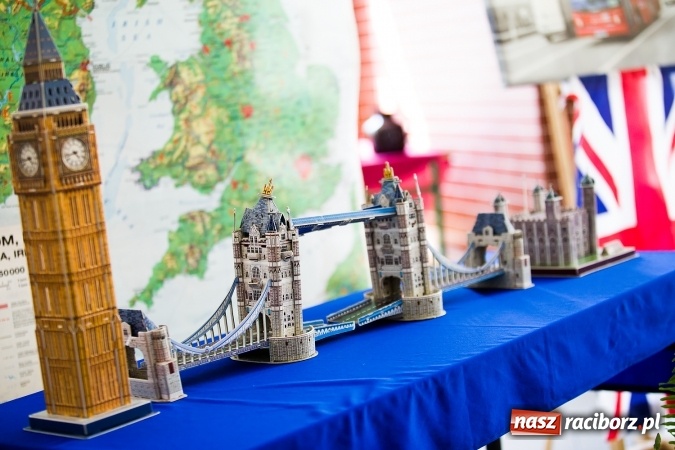 Zdjęcie w galerii na portalu naszraciborz.pl: Gimnazjum nr 3 świętowało Dzień Patrona Szkoły wiadomości z regionu