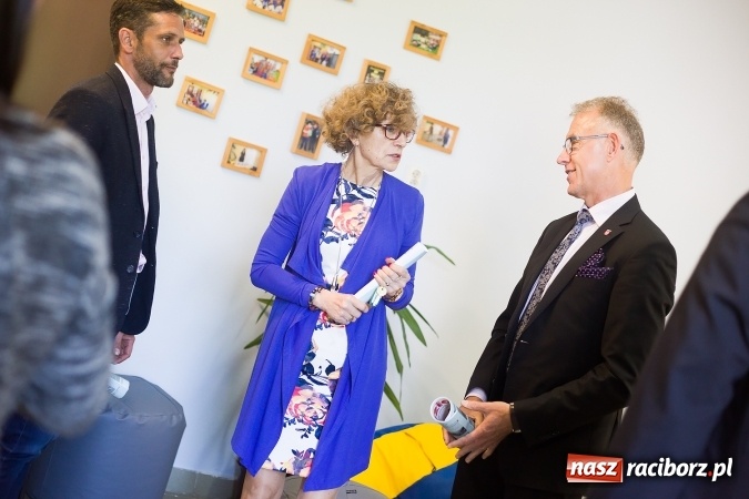 Zdjęcie w galerii na portalu naszraciborz.pl: Gimnazjum nr 3 świętowało Dzień Patrona Szkoły wiadomości z regionu