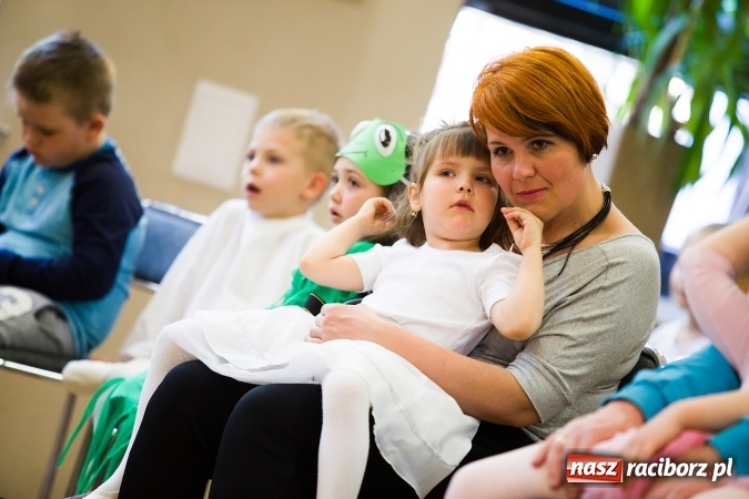 Zdjęcie w galerii na portalu naszraciborz.pl: XXII Przegląd Młodych Talentów - taniec i recytacja wiadomości z regionu