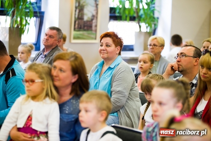 Zdjęcie w galerii na portalu naszraciborz.pl: XXII Przegląd Młodych Talentów - taniec i recytacja wiadomości z regionu