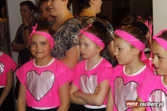 Zdjęcie w galerii na portalu naszraciborz.pl: XXII Przegląd Młodych Talentów - taniec i recytacja wiadomości z regionu