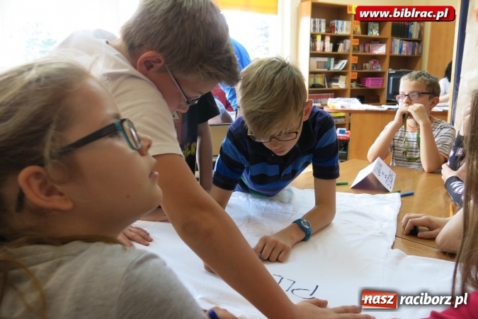 Zdjęcie w galerii na portalu naszraciborz.pl: Być jak Greg Heffley, czyli Cwaniackie Podchody... wiadomości z regionu