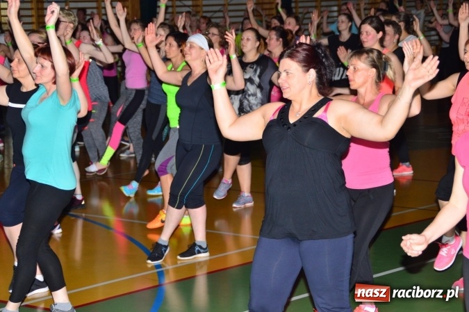 Zdjęcie w galerii na portalu naszraciborz.pl: Be Fit Zumba - wielki maraton w Lubomi wiadomości z regionu