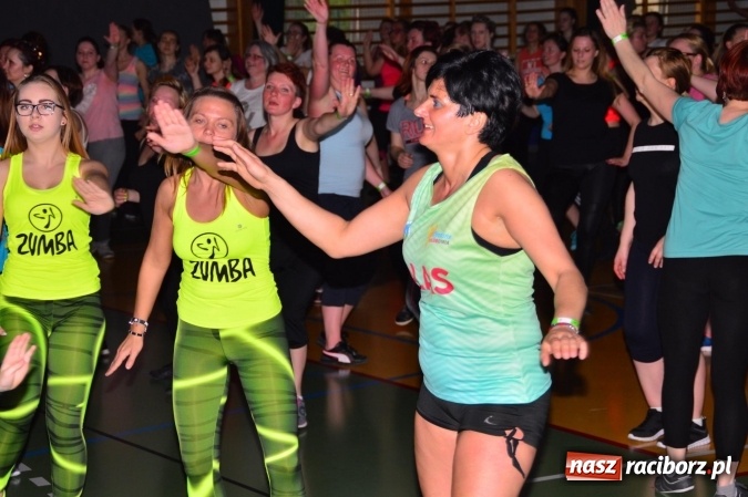 Zdjęcie w galerii na portalu naszraciborz.pl: Be Fit Zumba - wielki maraton w Lubomi wiadomości z regionu