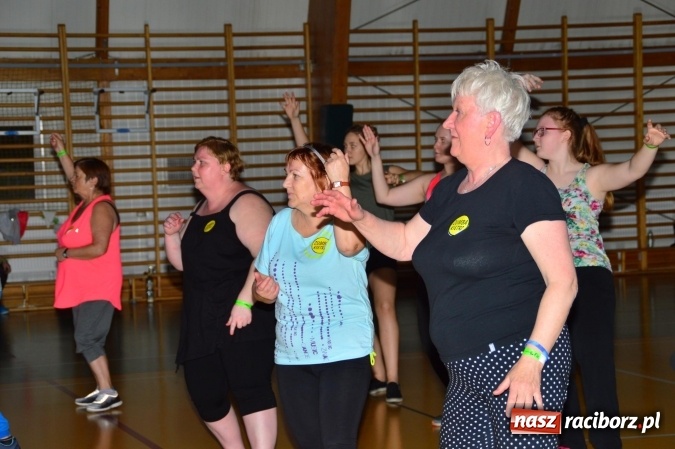 Zdjęcie w galerii na portalu naszraciborz.pl: Be Fit Zumba - wielki maraton w Lubomi wiadomości z regionu