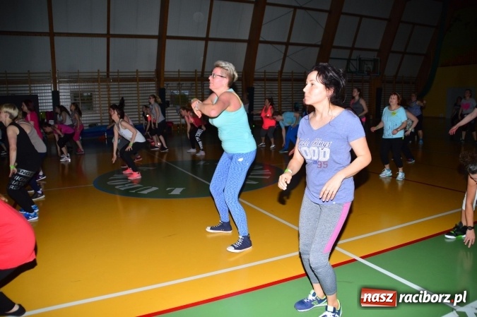 Zdjęcie w galerii na portalu naszraciborz.pl: Be Fit Zumba - wielki maraton w Lubomi wiadomości z regionu