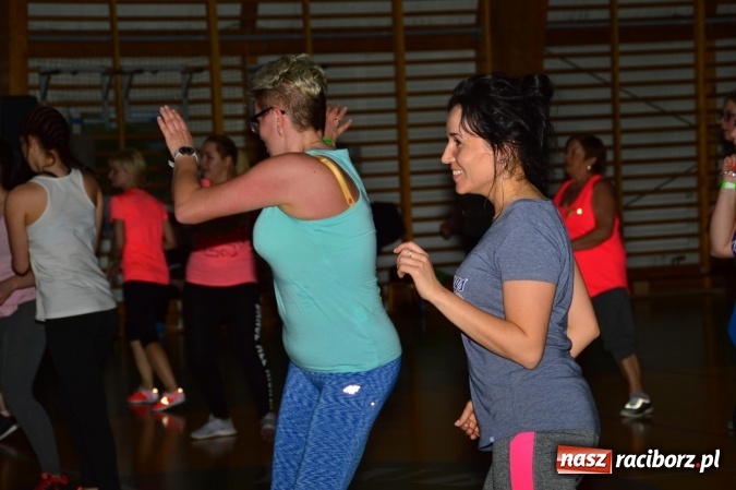 Zdjęcie w galerii na portalu naszraciborz.pl: Be Fit Zumba - wielki maraton w Lubomi wiadomości z regionu