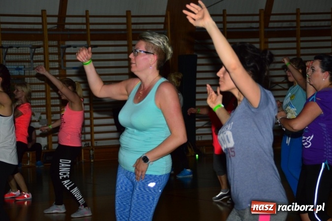 Zdjęcie w galerii na portalu naszraciborz.pl: Be Fit Zumba - wielki maraton w Lubomi wiadomości z regionu