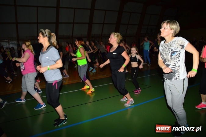 Zdjęcie w galerii na portalu naszraciborz.pl: Be Fit Zumba - wielki maraton w Lubomi wiadomości z regionu