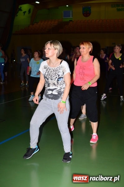 Zdjęcie w galerii na portalu naszraciborz.pl: Be Fit Zumba - wielki maraton w Lubomi wiadomości z regionu