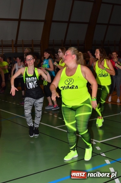 Zdjęcie w galerii na portalu naszraciborz.pl: Be Fit Zumba - wielki maraton w Lubomi wiadomości z regionu
