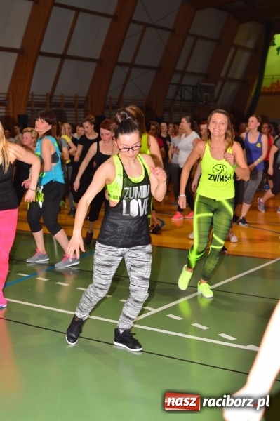 Zdjęcie w galerii na portalu naszraciborz.pl: Be Fit Zumba - wielki maraton w Lubomi wiadomości z regionu